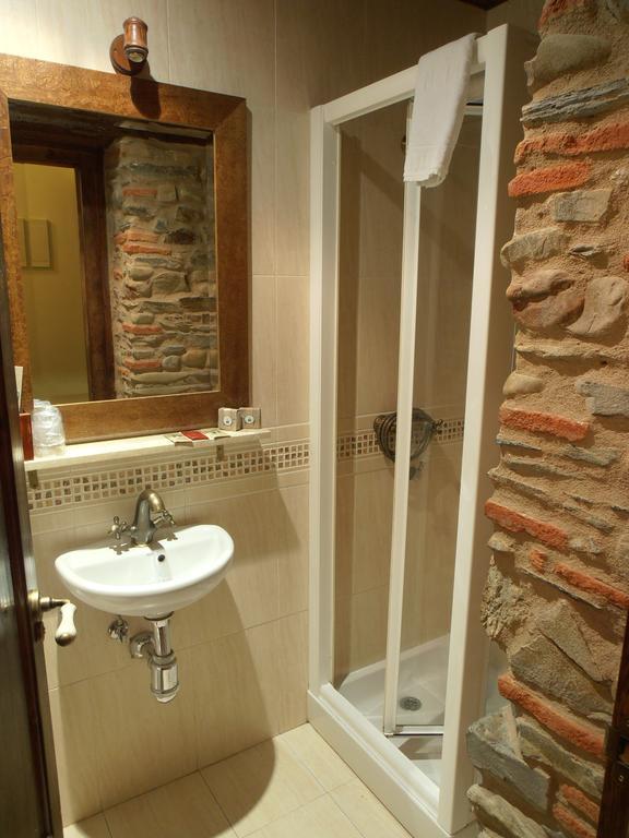 Hostal Virgen De La Encina Ponferrada Kamer foto