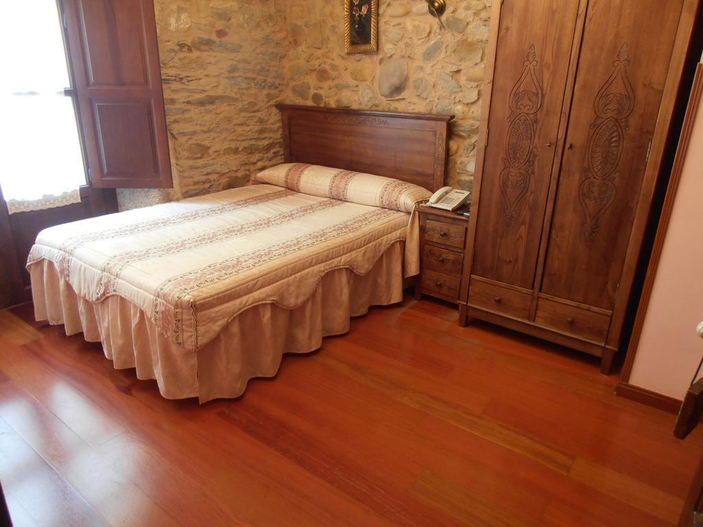Hostal Virgen De La Encina Ponferrada Kamer foto