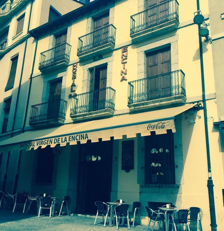 Hostal Virgen De La Encina Ponferrada Buitenkant foto